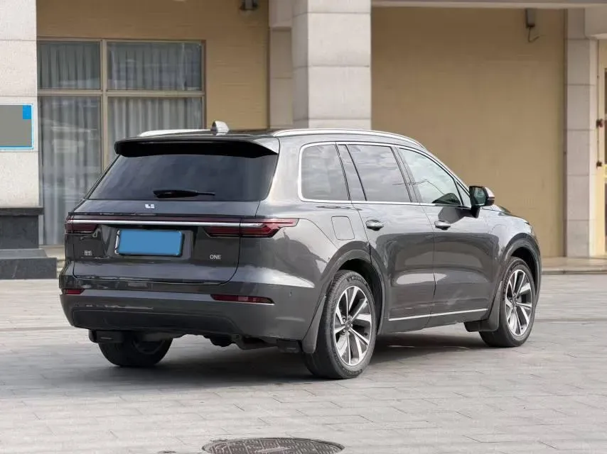 2021 Li ONE Range Extended 131HP REEV 40.5KWH,autocango,china used car exporter,china ev exporter,chinese used car exporter,chinese used ev exporter