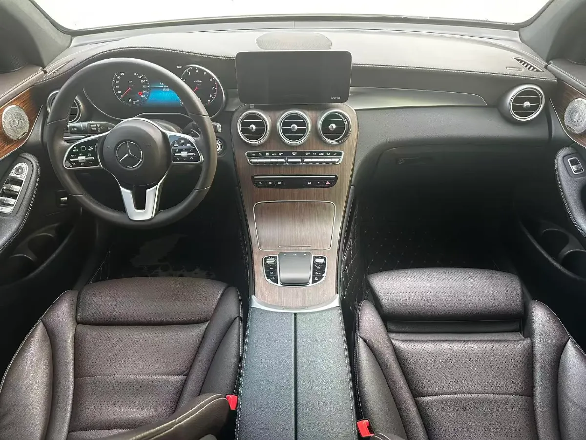 2021 Mercedes-Benz GLC Class 2.0T 258HP L4 9AT,autocango,china used car exporter,china ev exporter,chinese used car exporter,chinese used ev exporter