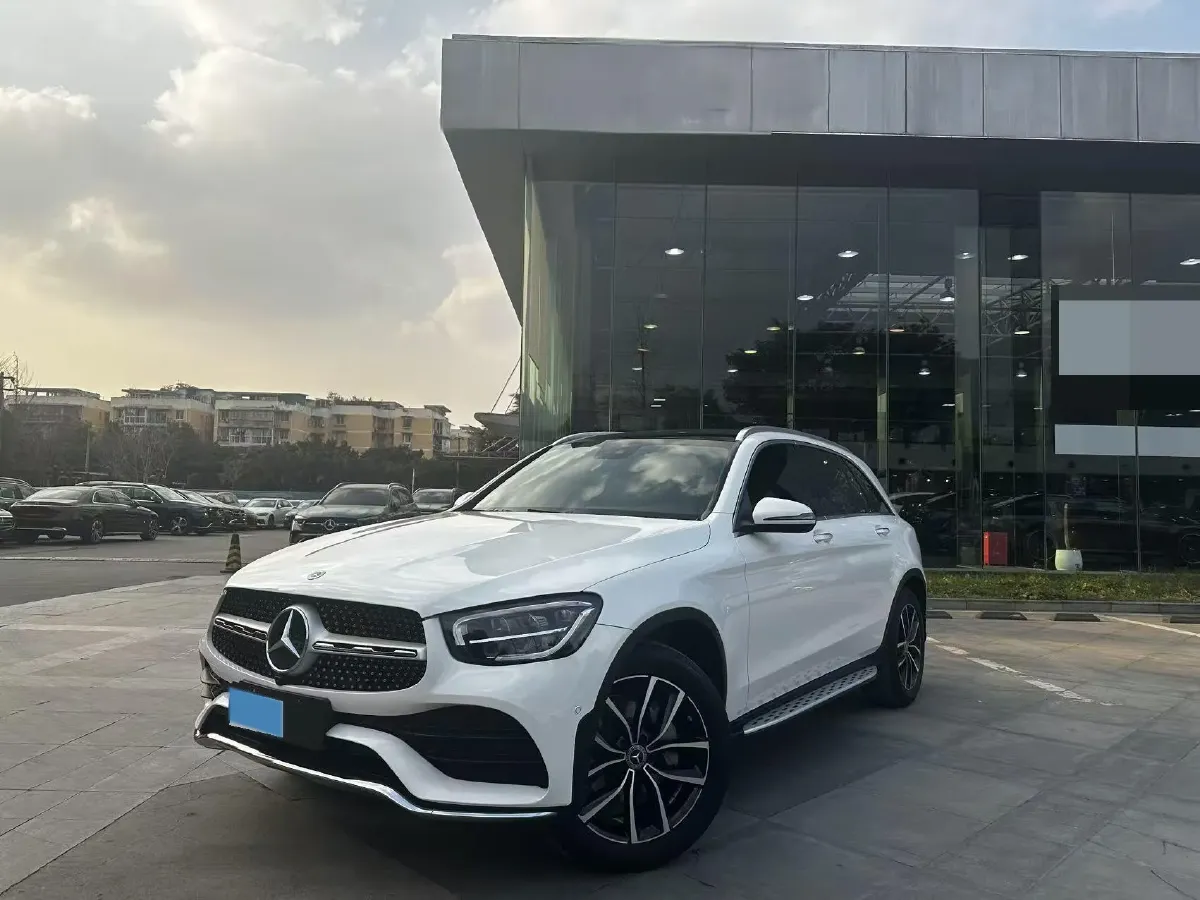 2021 Mercedes-Benz GLC Class 2.0T 258HP L4 9AT,autocango,china used car exporter,china ev exporter,chinese used car exporter,chinese used ev exporter