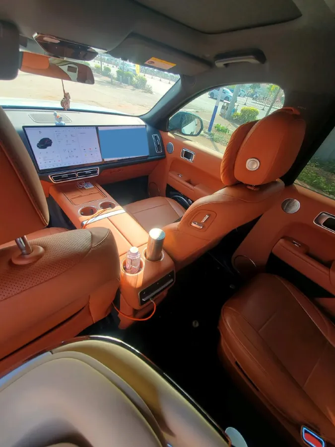 2023 Li L8 Range Extended 154HP REEV 40.9KWH,autocango,china used car exporter,china ev exporter,chinese used car exporter,chinese used ev exporter