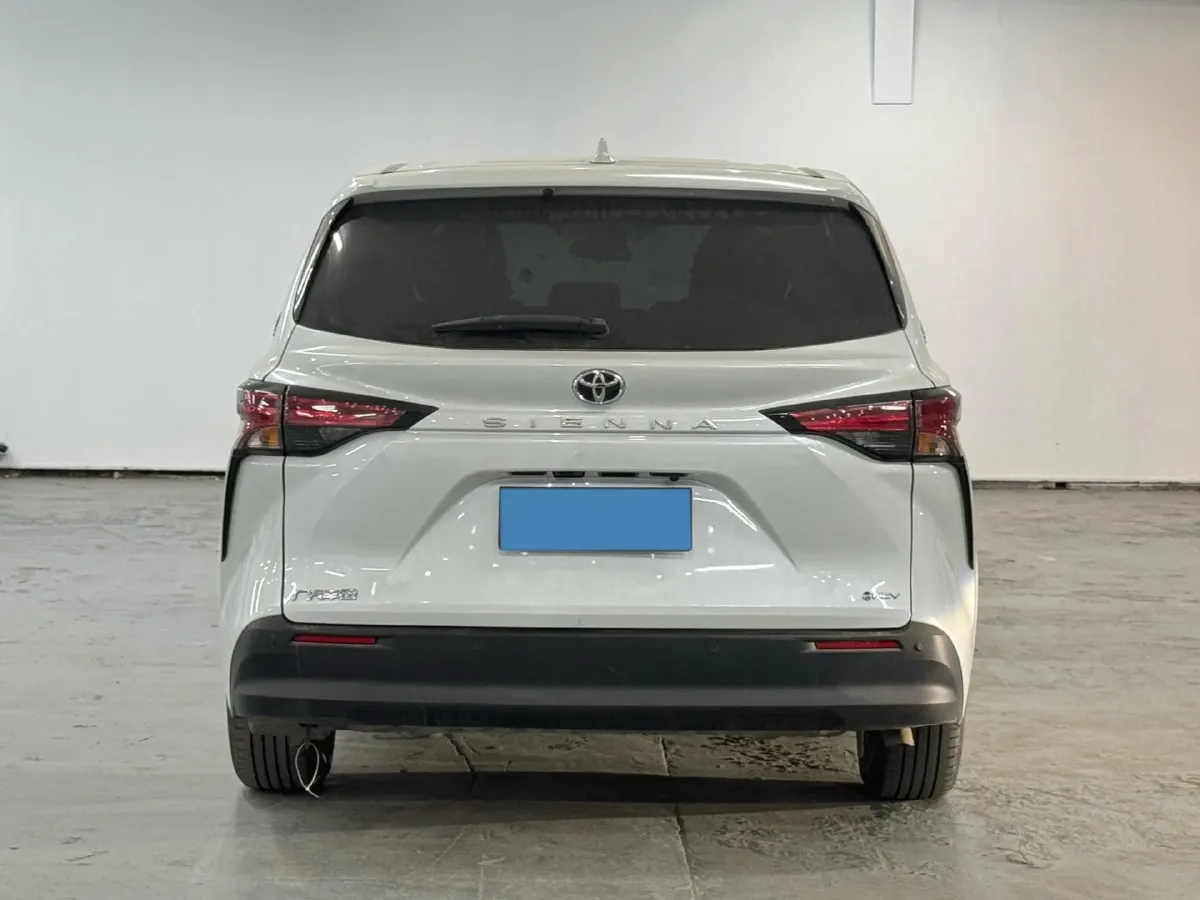 2024 Toyota Sienna 2.5L 189HP L4 E-CVT Hybrid,autocango,china used car exporter,china ev exporter,chinese used car exporter,chinese used ev exporter
