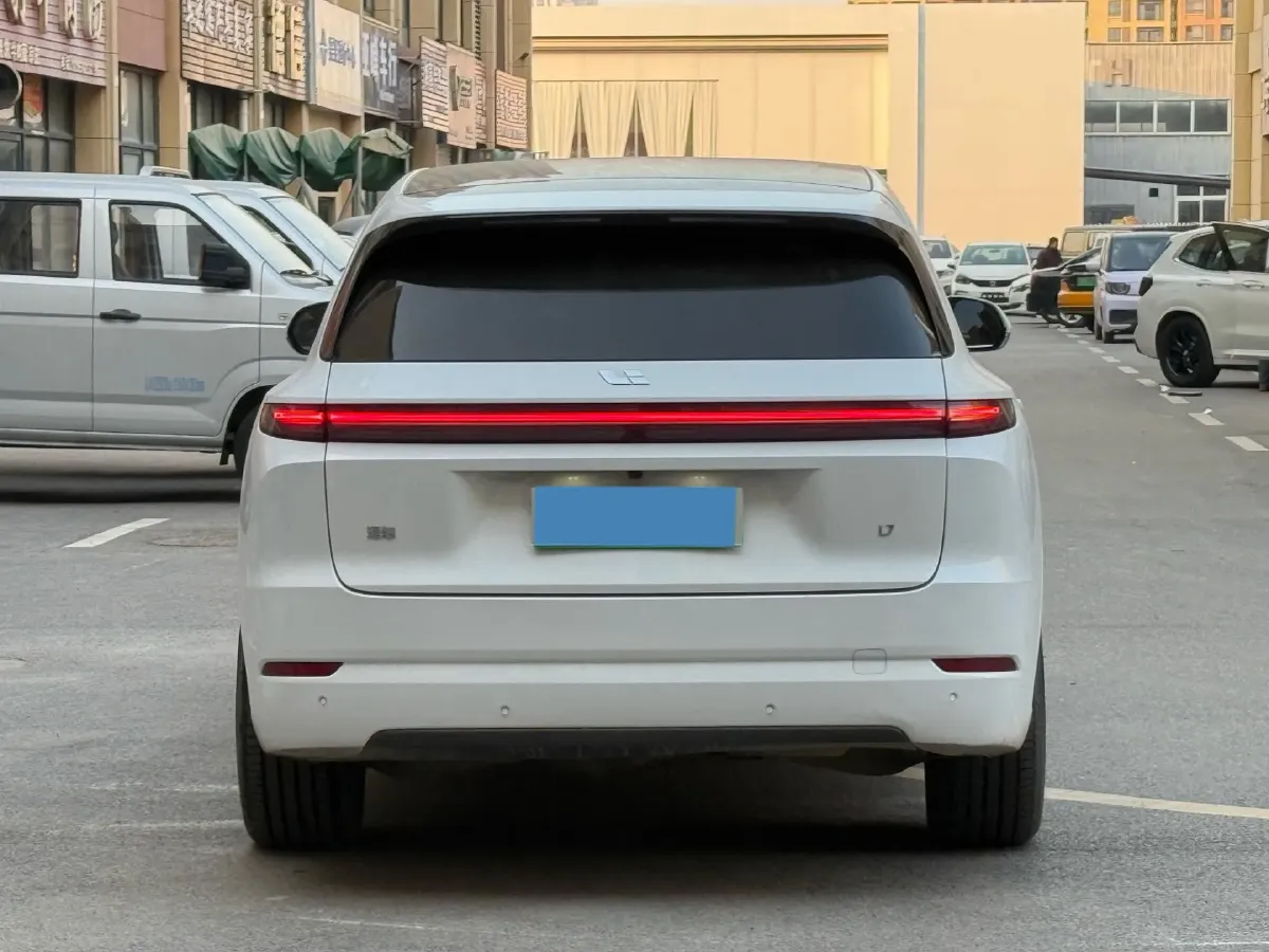 2024 Li L7 Range Extended 154HP REEV 42.8KWH,autocango,china used car exporter,china ev exporter,chinese used car exporter,chinese used ev exporter