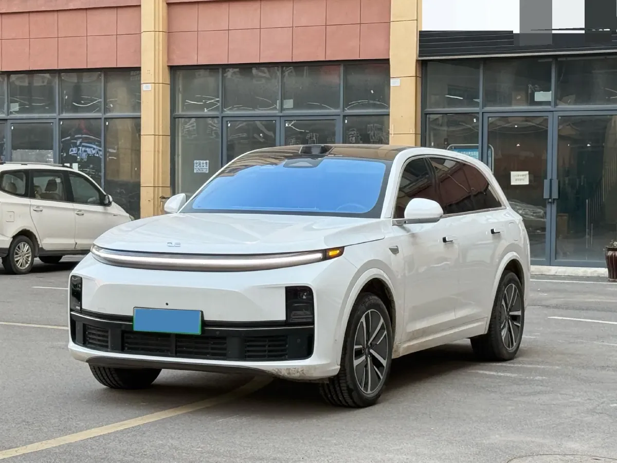 2024 Li L7 Range Extended 154HP REEV 42.8KWH,autocango,china used car exporter,china ev exporter,chinese used car exporter,chinese used ev exporter