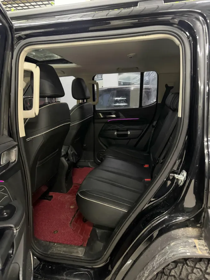 2023 Tank 300 2.0T 227HP L4 8AT,autocango,china used car exporter,china ev exporter,chinese used car exporter,chinese used ev exporter