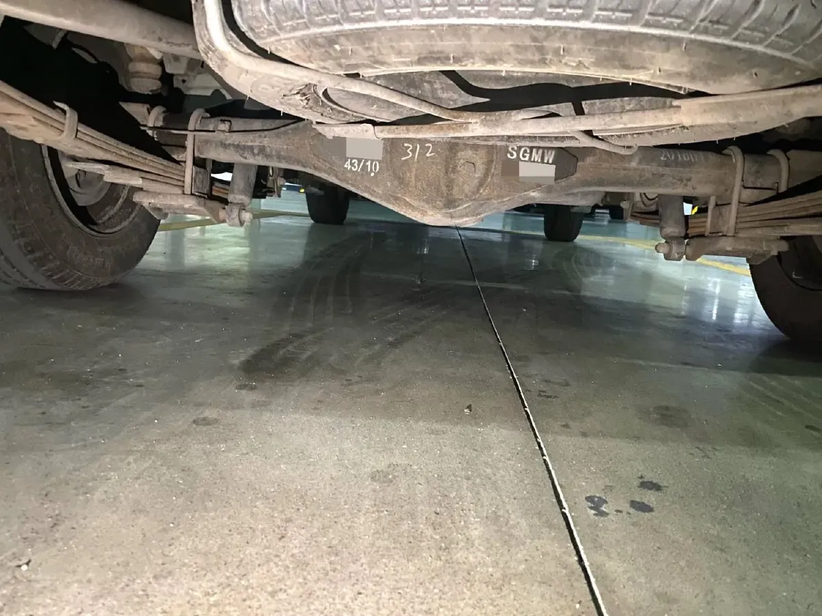 2016 WuLing RongGuang V 1.5L 112HP L4 5MT,autocango,china used car exporter,china ev exporter,chinese used car exporter,chinese used ev exporter