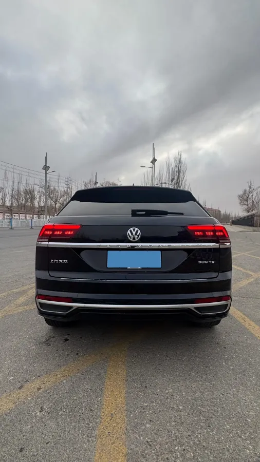 2019 Volkswagen Teramont 2.0T 220HP L4 7DCT,autocango,china used car exporter,china ev exporter,chinese used car exporter,chinese used ev exporter