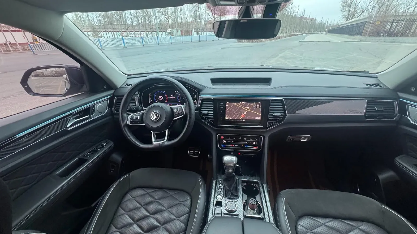 2019 Volkswagen Teramont 2.0T 220HP L4 7DCT,autocango,china used car exporter,china ev exporter,chinese used car exporter,chinese used ev exporter