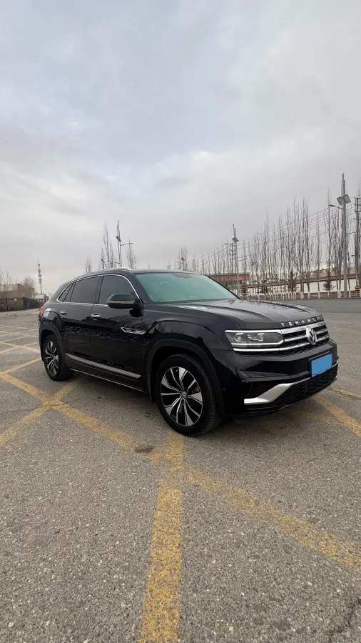 2019 Volkswagen Teramont 2.0T 220HP L4 7DCT,autocango,china used car exporter,china ev exporter,chinese used car exporter,chinese used ev exporter
