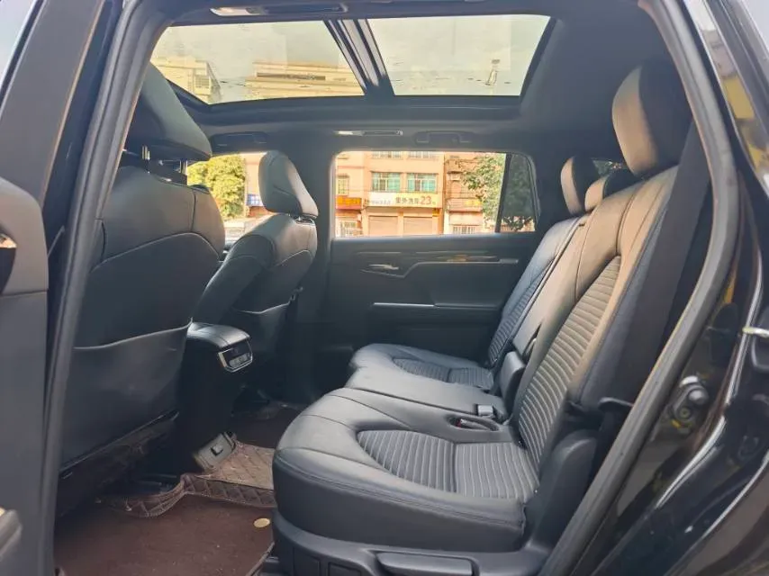 2022 Toyota Crown Kluger 2.5L 192HP L4 E-CVT Hybrid,autocango,china used car exporter,china ev exporter,chinese used car exporter,chinese used ev exporter