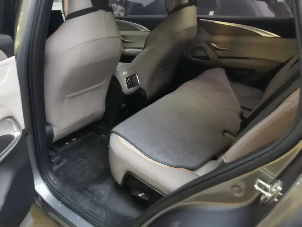 2023 BYD Song Pro 1.5L 110HP L4 E-CVT PHEV 18.3KWH,autocango,china used car exporter,china ev exporter,chinese used car exporter,chinese used ev exporter