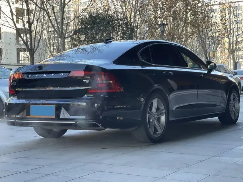 2017 Volvo S90 2.0T 190HP L4 8AT,autocango,china used car exporter,china ev exporter,chinese used car exporter,chinese used ev exporter