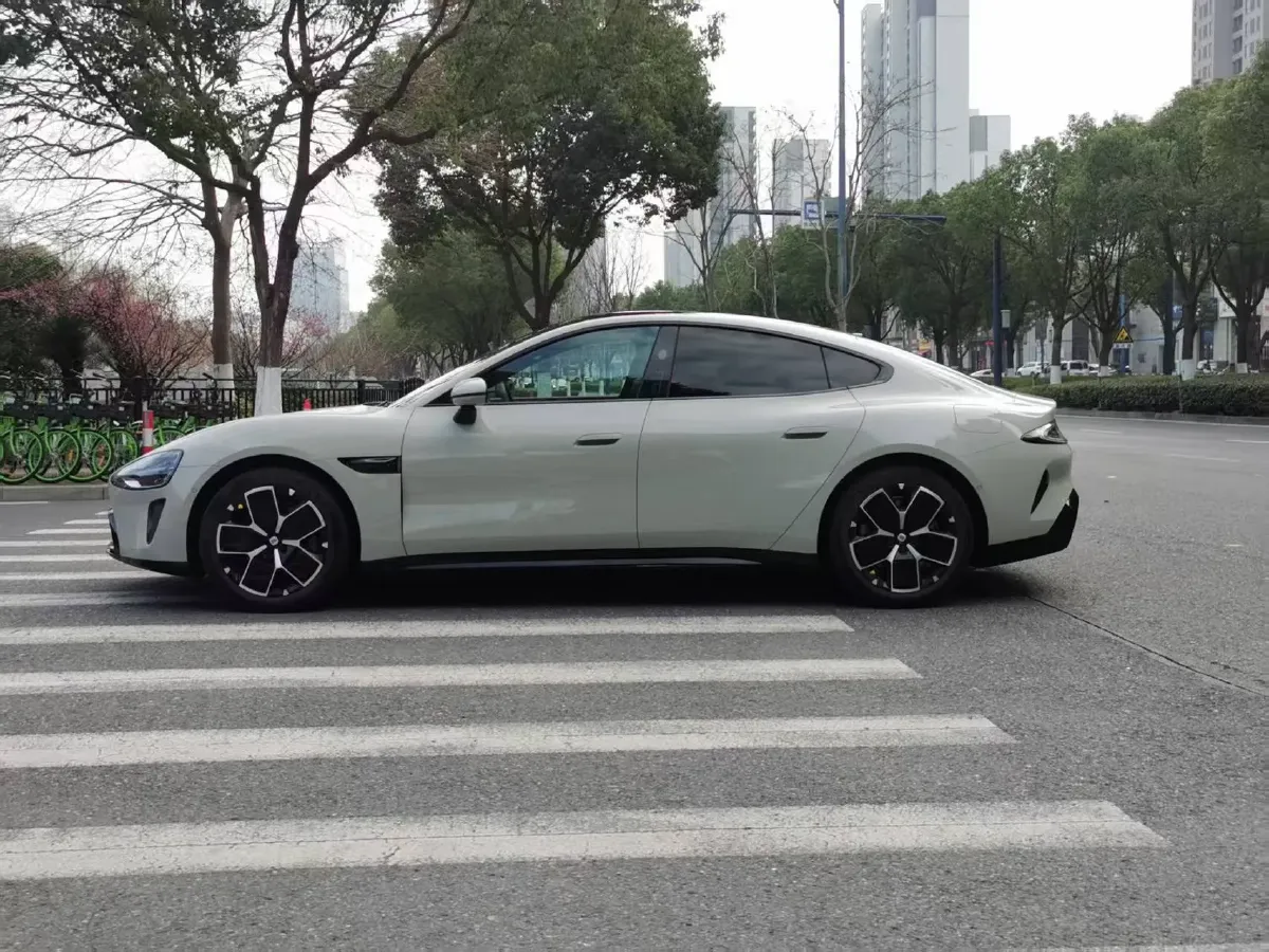 2024 MI SU7 BEV 73.6KWH,autocango,china used car exporter,china ev exporter,chinese used car exporter,chinese used ev exporter