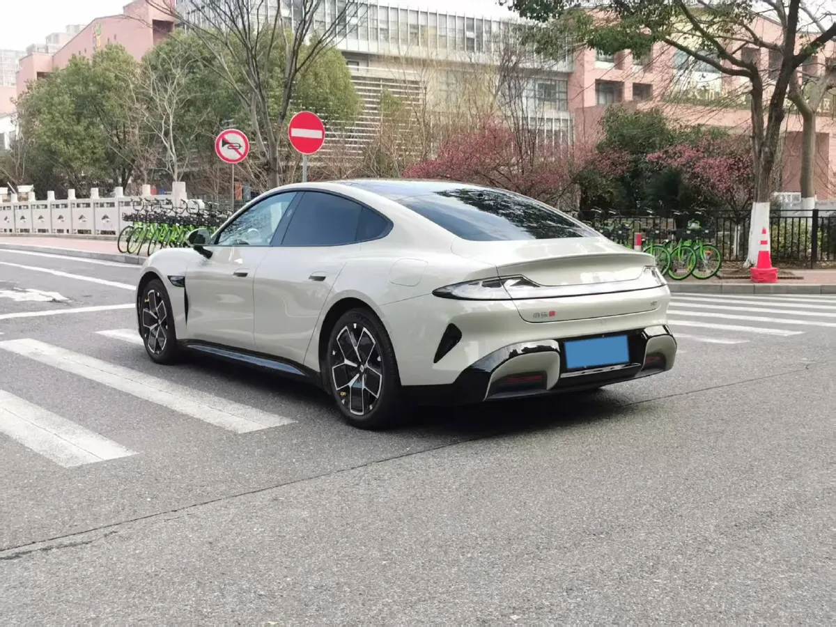 2024 MI SU7 BEV 73.6KWH,autocango,china used car exporter,china ev exporter,chinese used car exporter,chinese used ev exporter