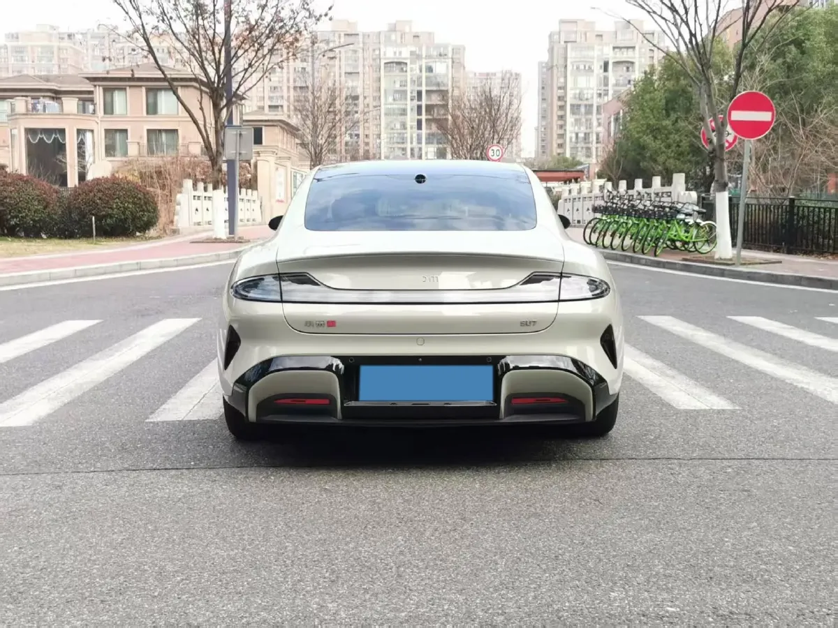 2024 MI SU7 BEV 73.6KWH,autocango,china used car exporter,china ev exporter,chinese used car exporter,chinese used ev exporter