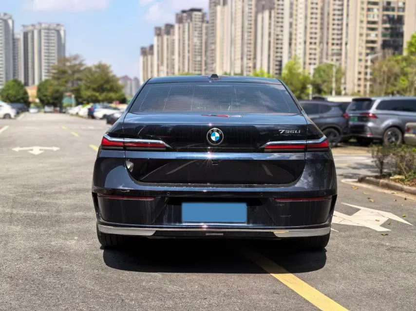 2023 BMW 7 Series 3.0T 272HP L6 8AT,autocango,china used car exporter,china ev exporter,chinese used car exporter,chinese used ev exporter