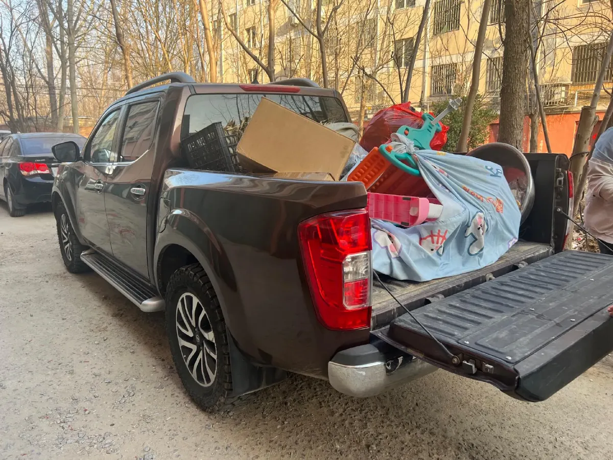 2021 Nissan Navara 2.5L 190HP L4 7AT,autocango,china used car exporter,china ev exporter,chinese used car exporter,chinese used ev exporter