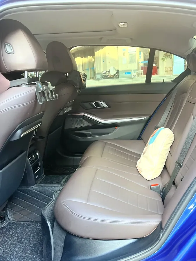 2021 BMW 3 Series 2.0T 184HP L4 8AT,autocango,china used car exporter,china ev exporter,chinese used car exporter,chinese used ev exporter