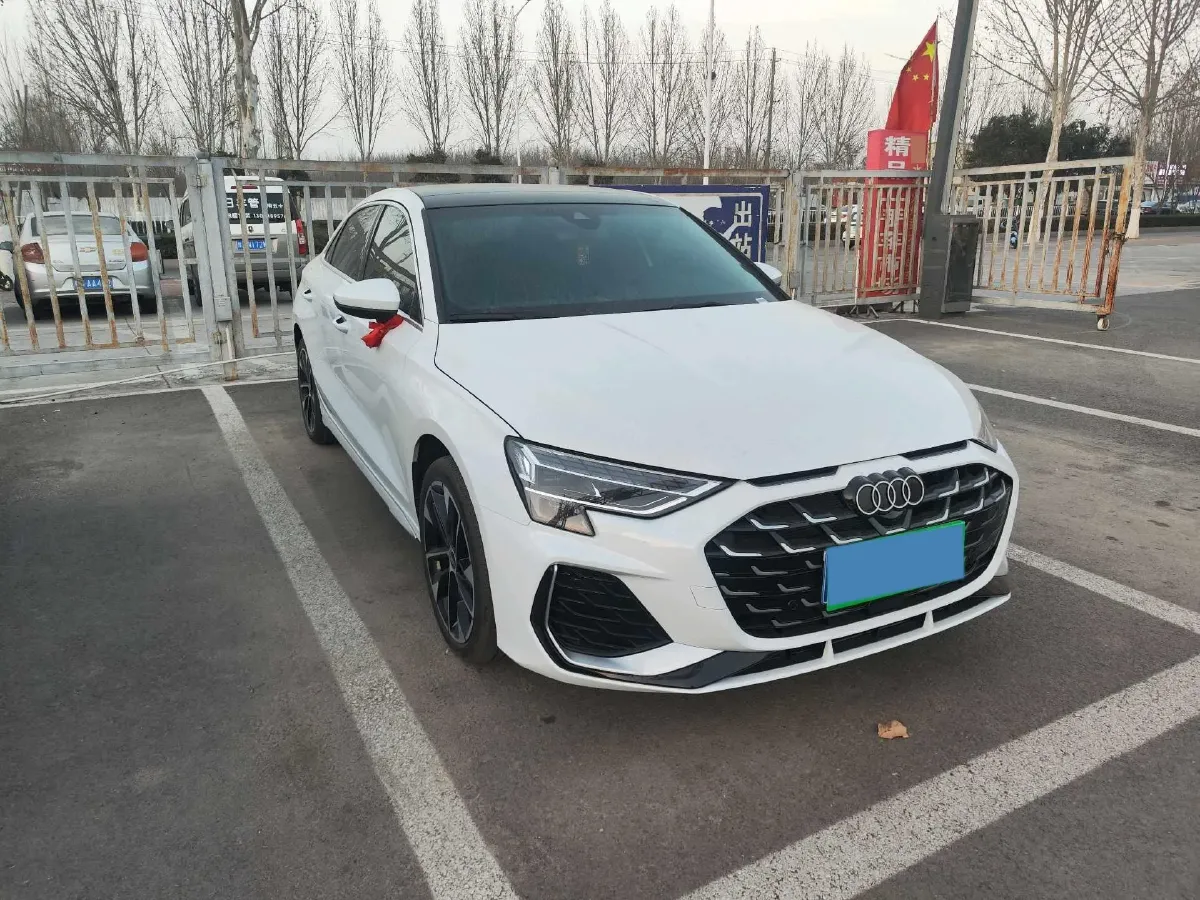 2026 Audi A3 1.5T 160HP L4 7DCT,autocango,china used car exporter,china ev exporter,chinese used car exporter,chinese used ev exporter