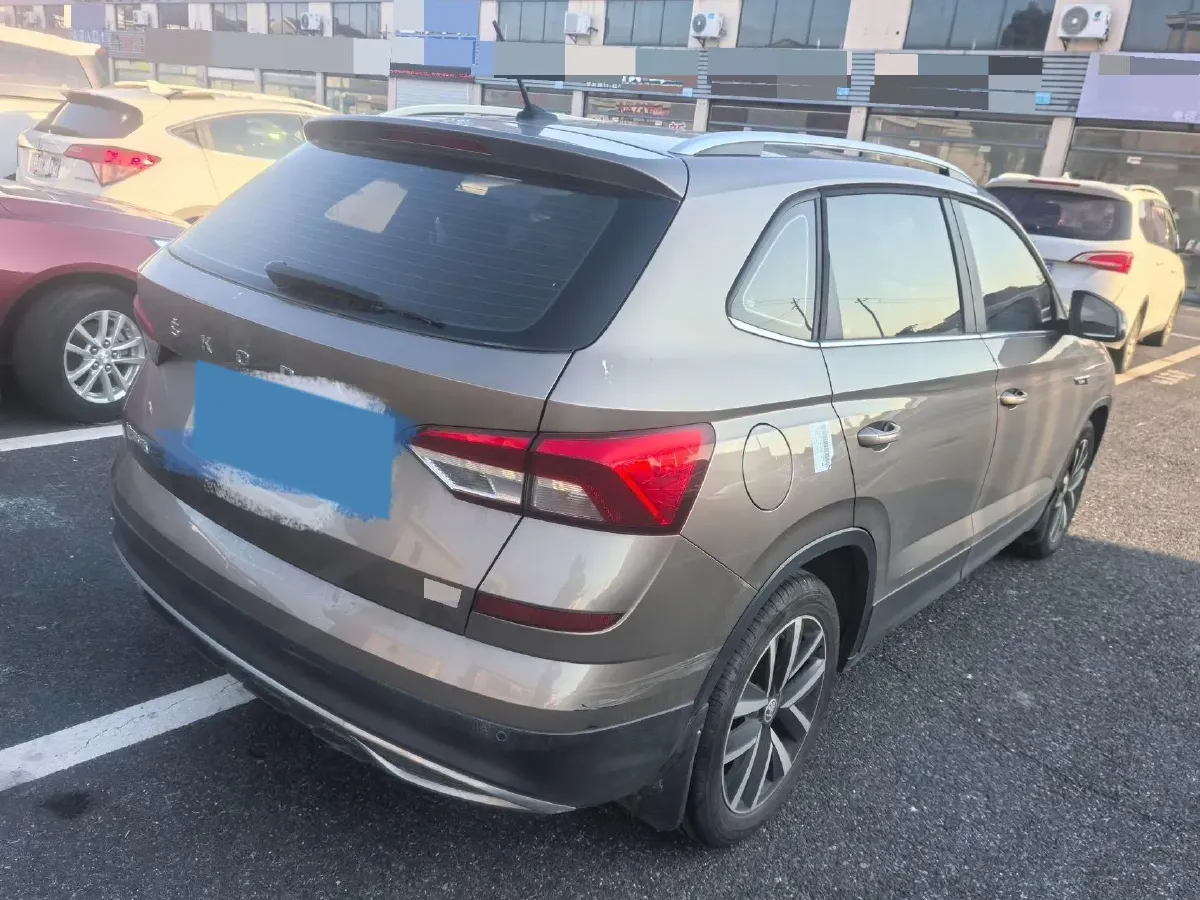 2020 Skoda Kamiq 1.5L 112HP L4 6AT,autocango,china used car exporter,china ev exporter,chinese used car exporter,chinese used ev exporter