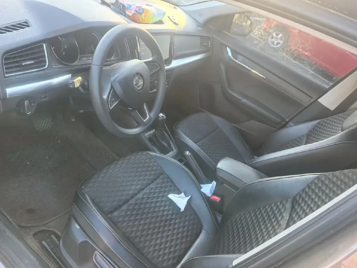 2020 Skoda Kamiq 1.5L 112HP L4 6AT,autocango,china used car exporter,china ev exporter,chinese used car exporter,chinese used ev exporter