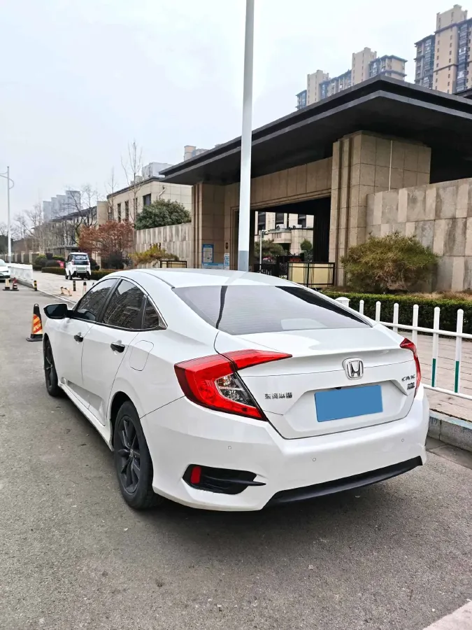 2019 Honda Civic 1.5T 177HP L4 CVT,autocango,china used car exporter,china ev exporter,chinese used car exporter,chinese used ev exporter