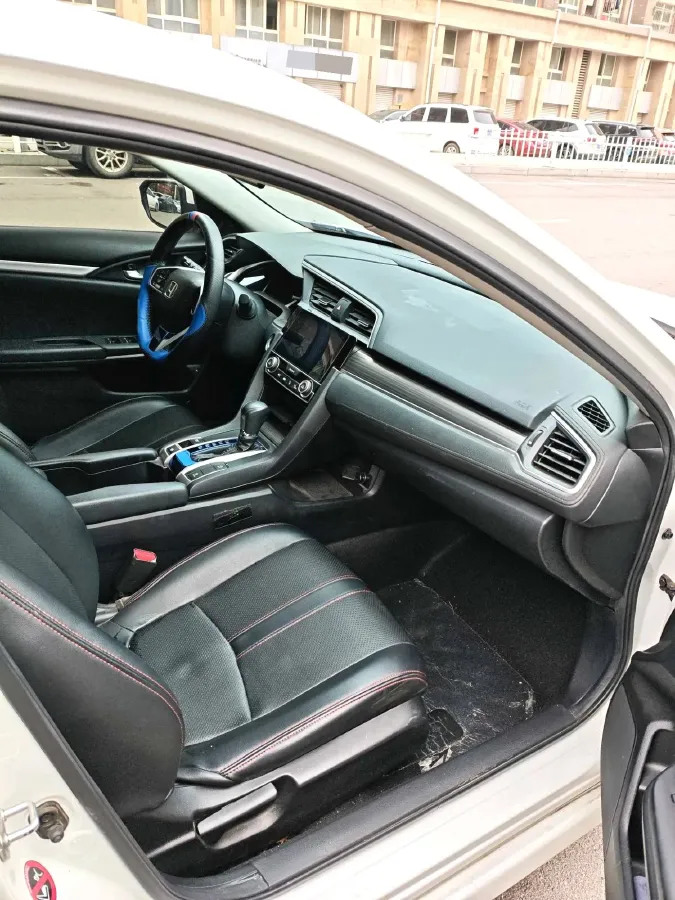2019 Honda Civic 1.5T 177HP L4 CVT,autocango,china used car exporter,china ev exporter,chinese used car exporter,chinese used ev exporter