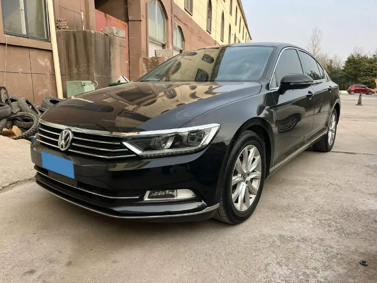 2020 Volkswagen Magotan 2.0T 186HP L4 7DCT,autocango,china used car exporter,china ev exporter,chinese used car exporter,chinese used ev exporter