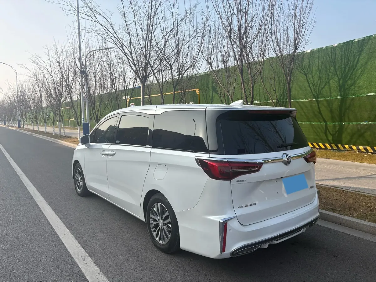 2021 Buick GL8 2.0T 237HP L4 9AT,autocango,china used car exporter,china ev exporter,chinese used car exporter,chinese used ev exporter