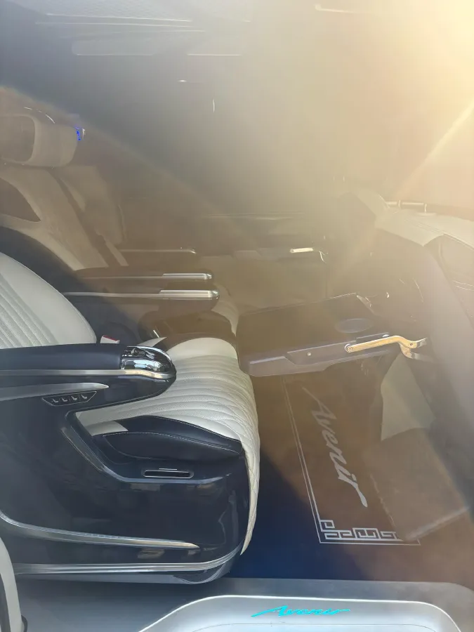 2021 Buick GL8 2.0T 237HP L4 9AT,autocango,china used car exporter,china ev exporter,chinese used car exporter,chinese used ev exporter