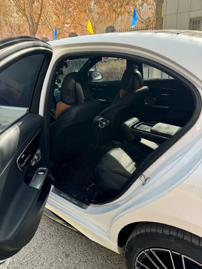 2023 Mercedes-Benz C Class 1.5T 204HP L4 9AT,autocango,china used car exporter,china ev exporter,chinese used car exporter,chinese used ev exporter