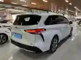 2023 Toyota Sienna 2.5L 189HP L4 E-CVT Hybrid