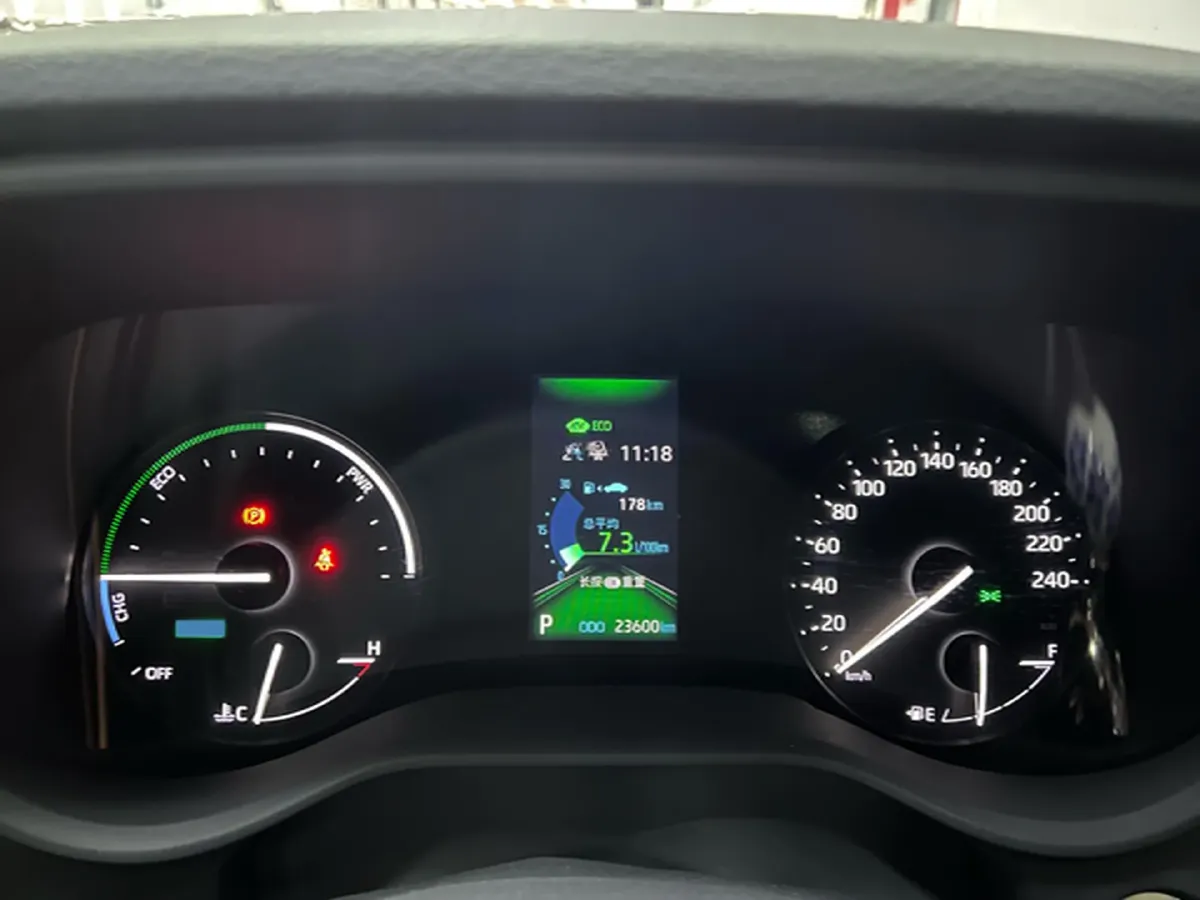 2023 Toyota Sienna 2.5L 189HP L4 E-CVT Hybrid,autocango,china used car exporter,china ev exporter,chinese used car exporter,chinese used ev exporter