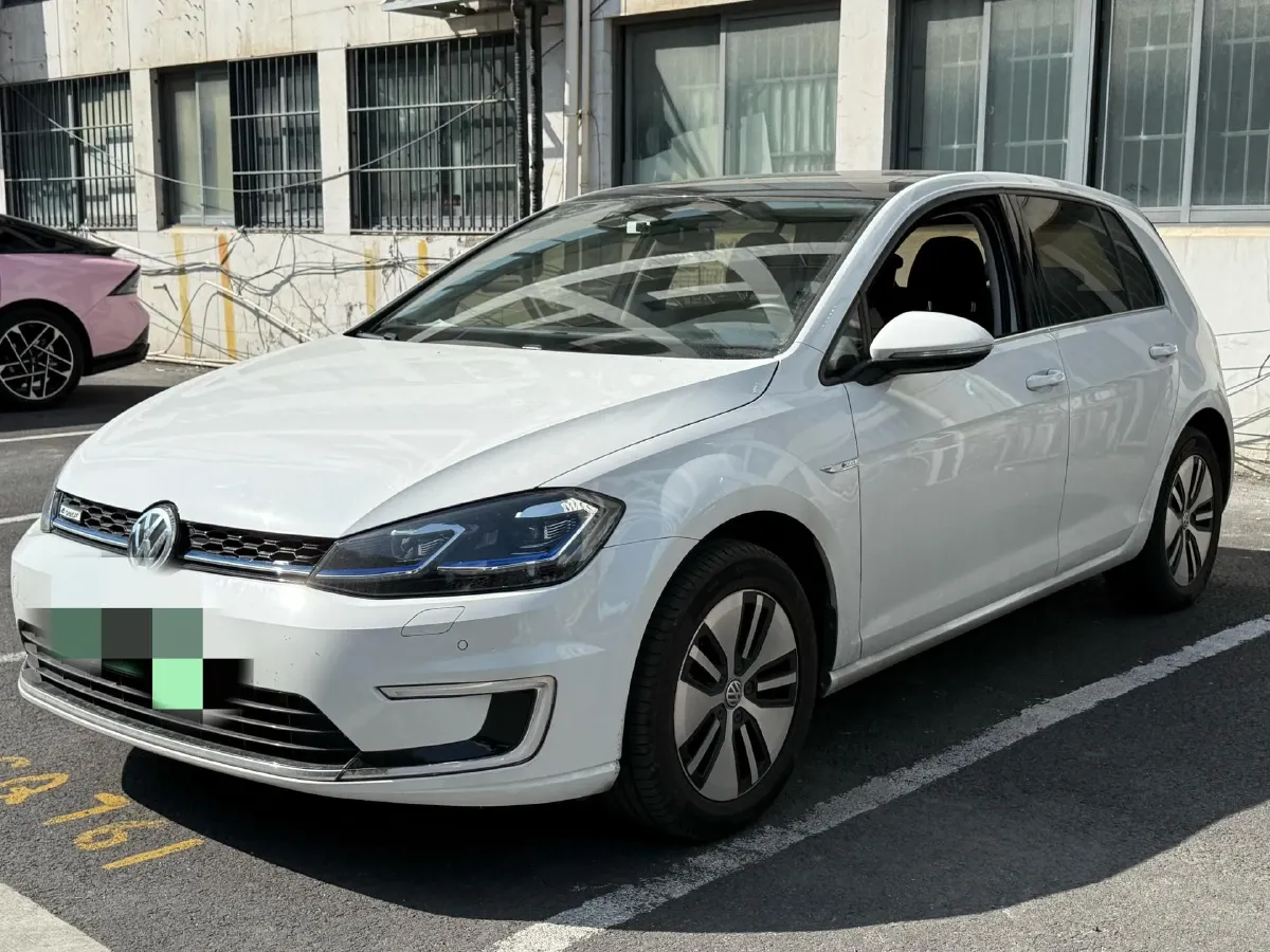 2020 Volkswagen Golf BEV 40KWH,autocango,china used car exporter,china ev exporter,chinese used car exporter,chinese used ev exporter