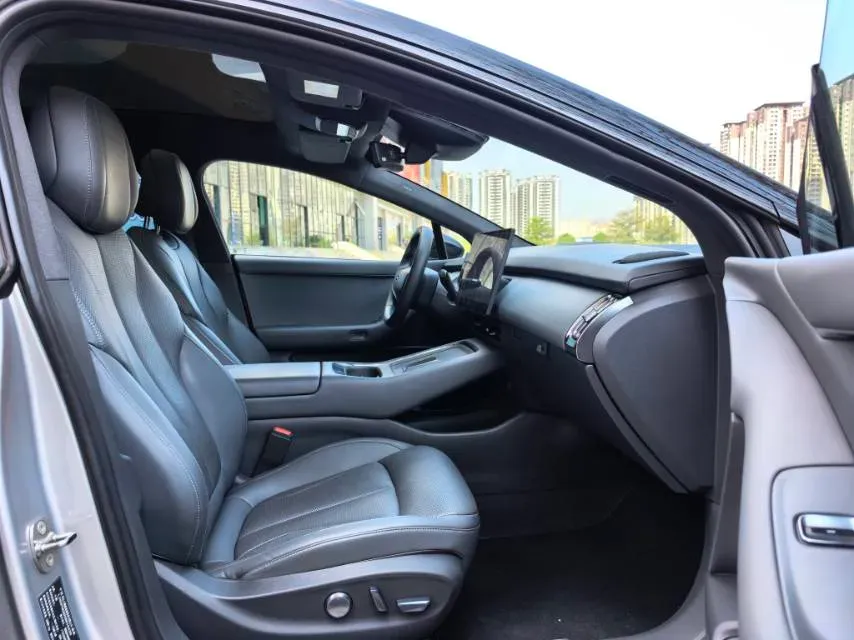 2024 Xpeng P7+ BEV 60.7KWH,autocango,china used car exporter,china ev exporter,chinese used car exporter,chinese used ev exporter