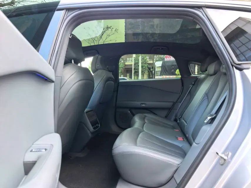 2024 Xpeng P7+ BEV 60.7KWH,autocango,china used car exporter,china ev exporter,chinese used car exporter,chinese used ev exporter