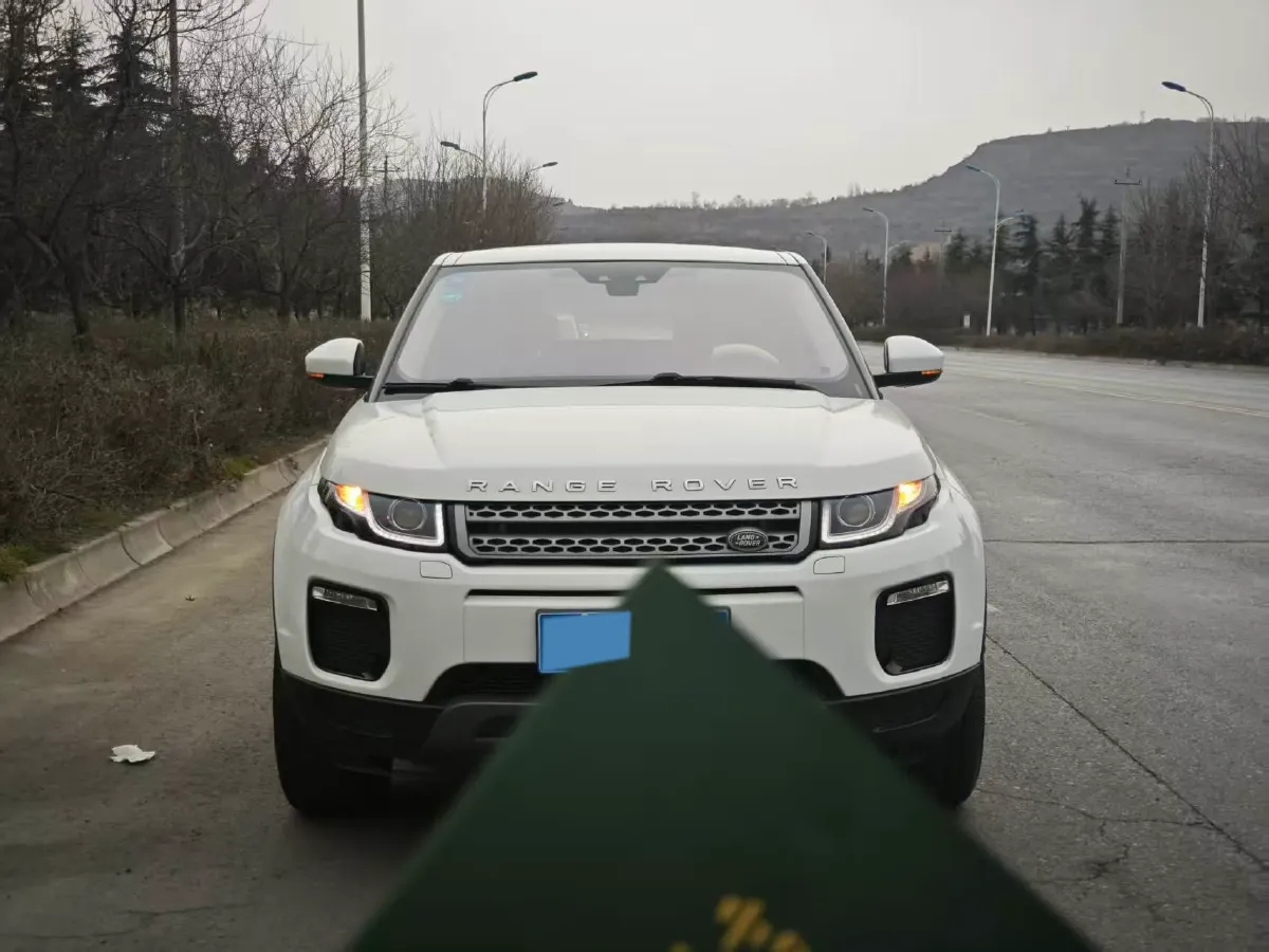 2018 Land Rover Range Rover Evoque 2.0T 241HP L4 9AT,autocango,china used car exporter,china ev exporter,chinese used car exporter,chinese used ev exporter