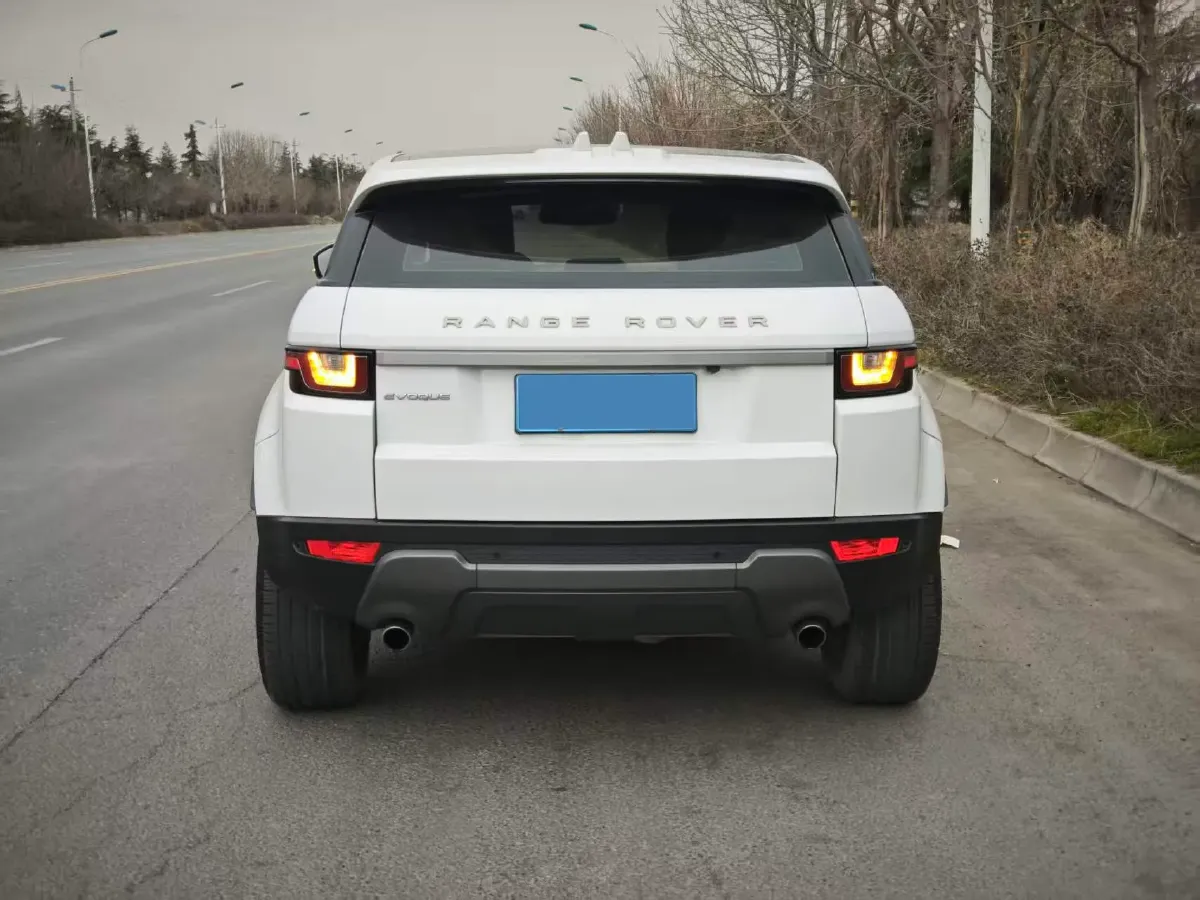2018 Land Rover Range Rover Evoque 2.0T 241HP L4 9AT,autocango,china used car exporter,china ev exporter,chinese used car exporter,chinese used ev exporter