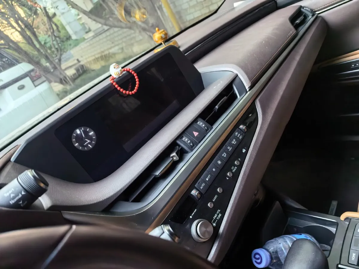 2020 Lexus ES 2.0L 173HP L4 CVT,autocango,china used car exporter,china ev exporter,chinese used car exporter,chinese used ev exporter