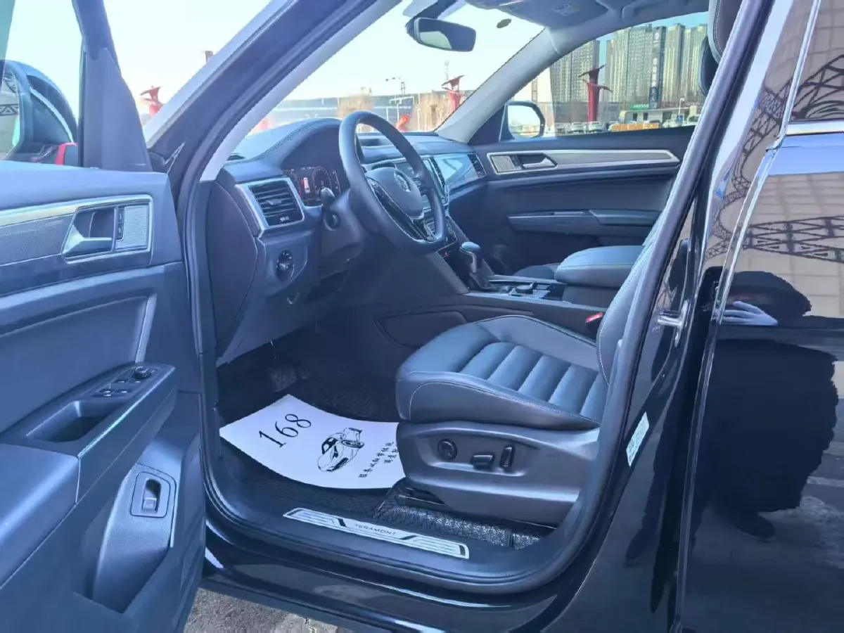 2020 Volkswagen Teramont 2.0T 220HP L4 7DCT,autocango,china used car exporter,china ev exporter,chinese used car exporter,chinese used ev exporter