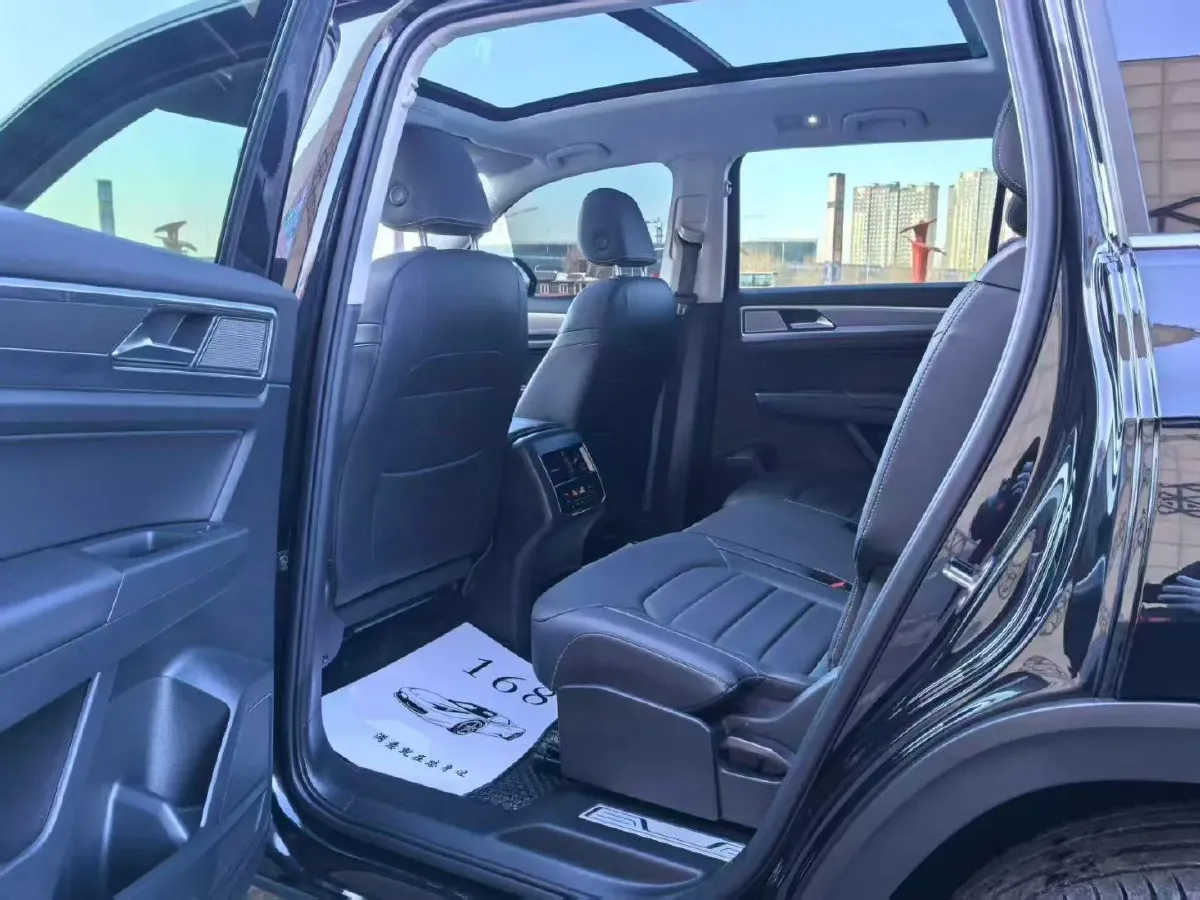 2020 Volkswagen Teramont 2.0T 220HP L4 7DCT,autocango,china used car exporter,china ev exporter,chinese used car exporter,chinese used ev exporter