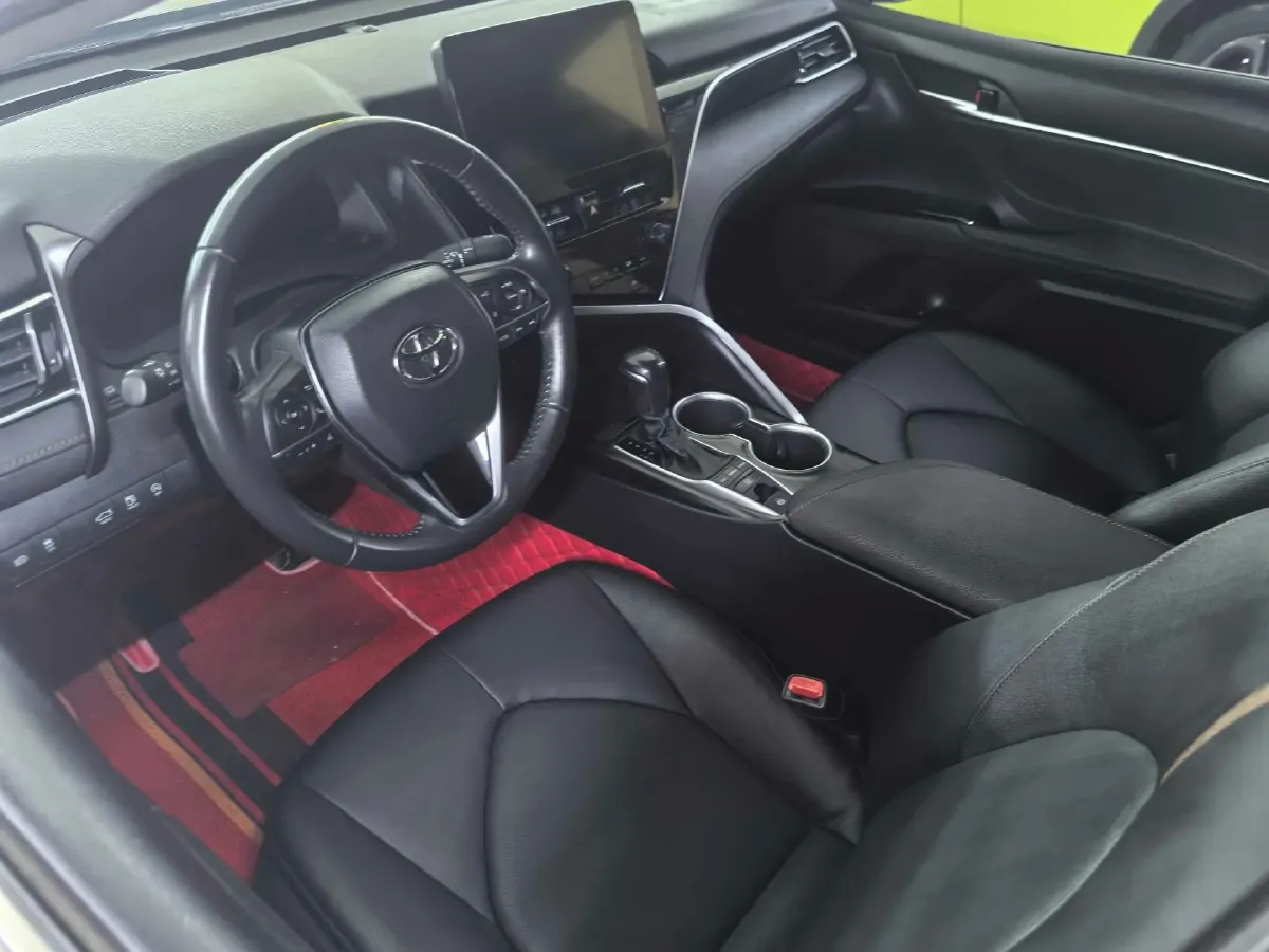 2021 Toyota Camry 2.5L 209HP L4 8AT,autocango,china used car exporter,china ev exporter,chinese used car exporter,chinese used ev exporter