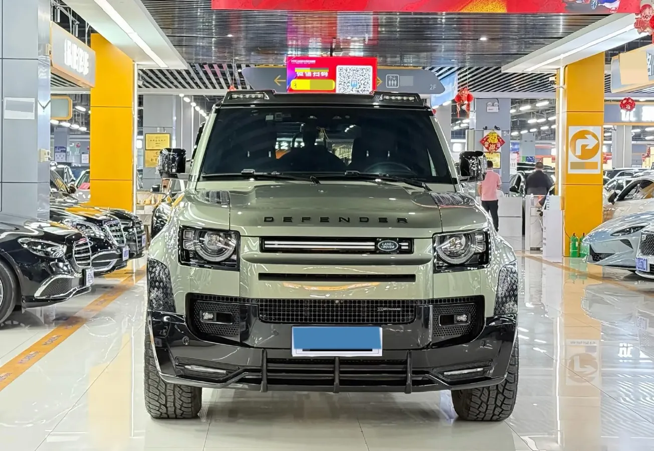2023 Land Rover Defender 3.0T 400HP L6 8AT,autocango,china used car exporter,china ev exporter,chinese used car exporter,chinese used ev exporter
