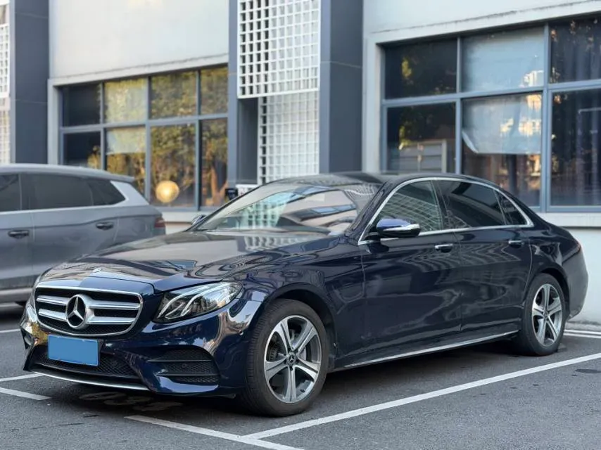 2020 Mercedes-Benz E Class 1.5T 184HP L4 9AT,autocango,china used car exporter,china ev exporter,chinese used car exporter,chinese used ev exporter