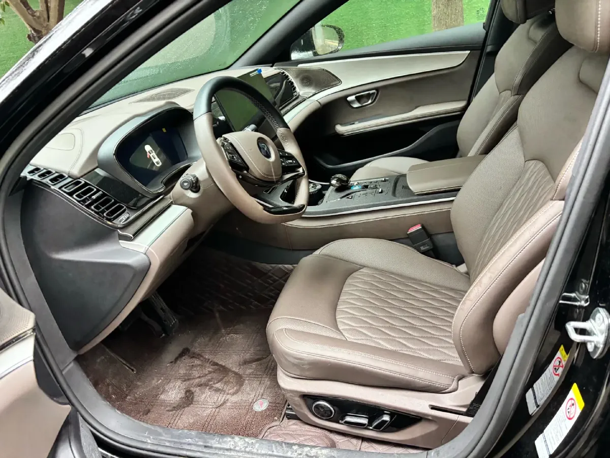 2025 BYD Han 1.5T 156HP L4 E-CVT PHEV,autocango,china used car exporter,china ev exporter,chinese used car exporter,chinese used ev exporter