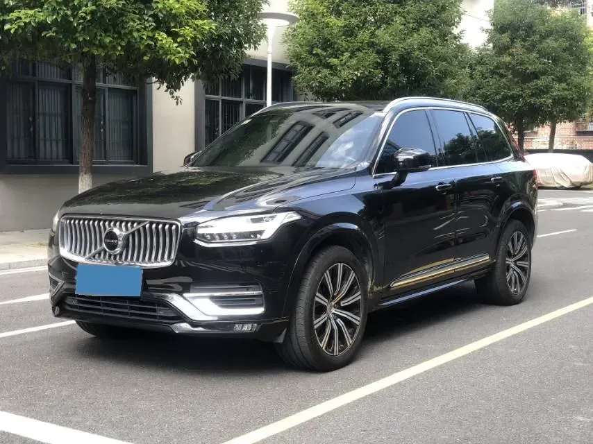 2021 Volvo XC90 2.0T 250HP L4 8AT,autocango,china used car exporter,china ev exporter,chinese used car exporter,chinese used ev exporter
