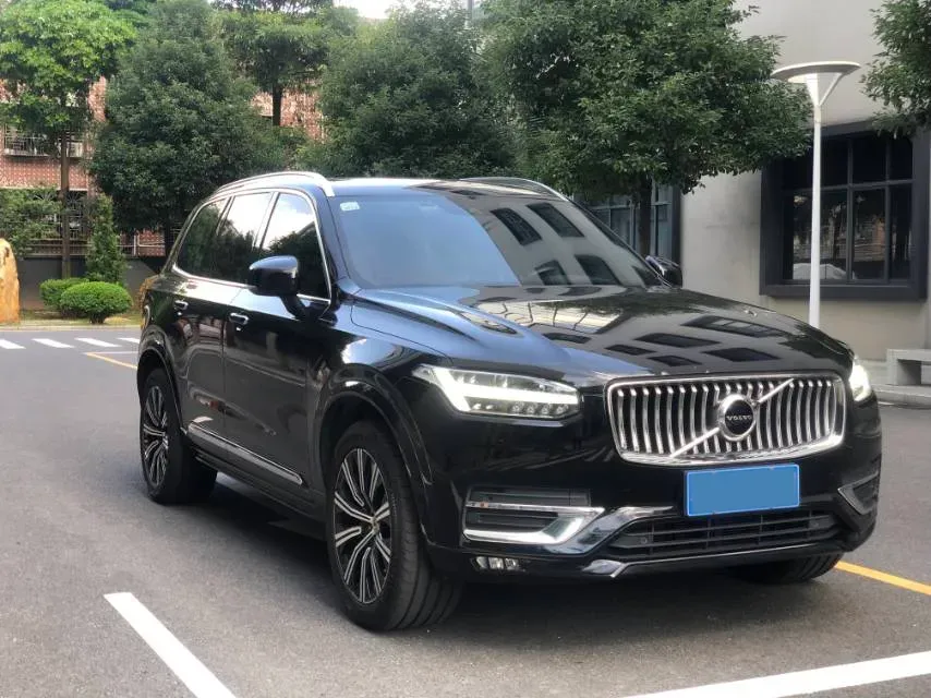 2021 Volvo XC90 2.0T 250HP L4 8AT,autocango,china used car exporter,china ev exporter,chinese used car exporter,chinese used ev exporter
