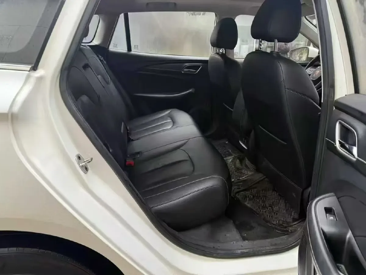 2018 Roewe Ei5 BEV 35KWH,autocango,china used car exporter,china ev exporter,chinese used car exporter,chinese used ev exporter