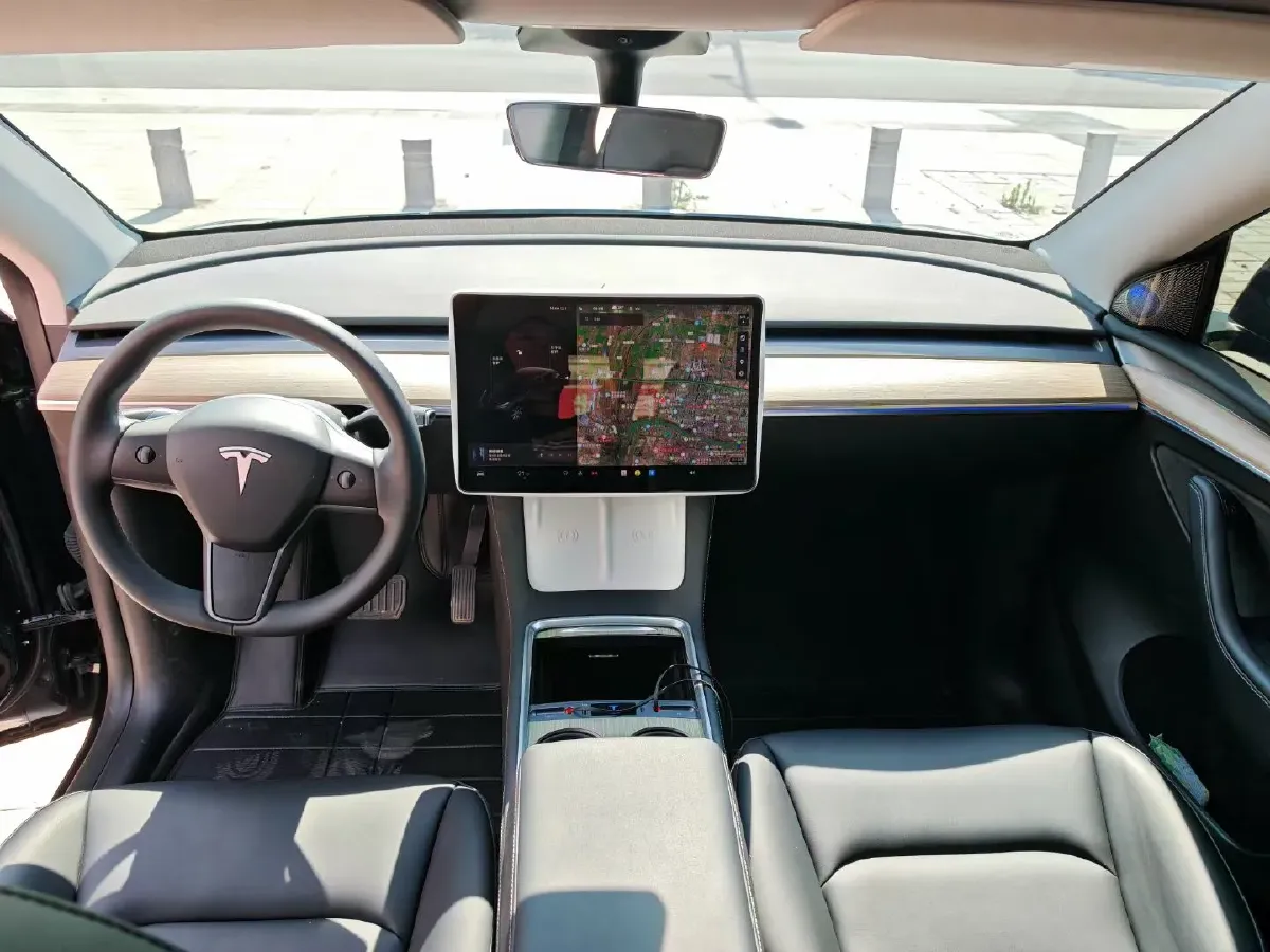 2022 Tesla Model Y BEV 60KWH,autocango,china used car exporter,china ev exporter,chinese used car exporter,chinese used ev exporter