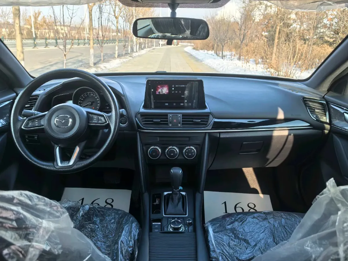 2021 Mazda CX-4 2.0L 158HP L4 6AT,autocango,china used car exporter,china ev exporter,chinese used car exporter,chinese used ev exporter