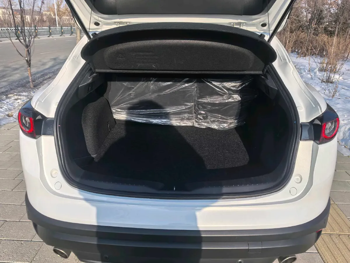 2021 Mazda CX-4 2.0L 158HP L4 6AT,autocango,china used car exporter,china ev exporter,chinese used car exporter,chinese used ev exporter